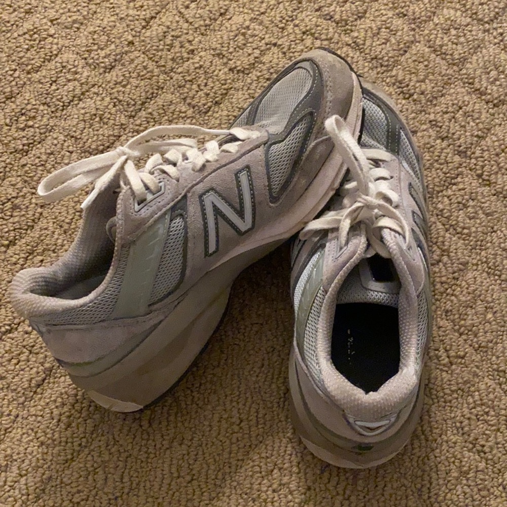 New Balance 990 Sneakers